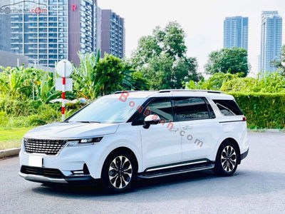 Xe Kia Carnival Signature 3.5G 2024