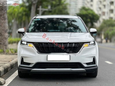 Xe Kia Carnival Luxury 2.2D 2024