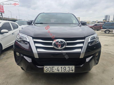 Xe Toyota Fortuner 2.4G 4x2 MT 2017