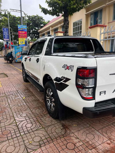 đỗi xe mới cần bán witrak 3.2 hai cầu số tự động