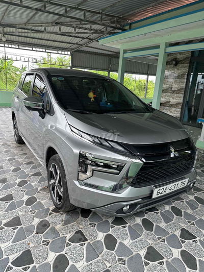 Xpander Premium AT 2024- Đi 15.971Km - Zin 100%