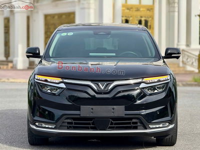 Xe VinFast VF8 Eco AWD 2023