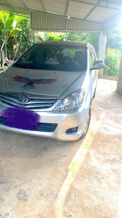 Toyota Innova 2010 G - 30000 km