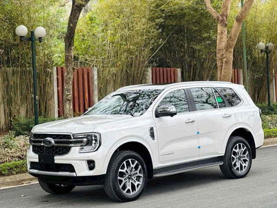 Ford Everest 2025 Hỗ Trợ Trước Bạ