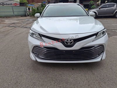 Xe Toyota Camry 2.5Q 2020