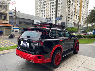 Xe Ford Everest Titanium Plus 2.0L 4x4 AT 2024