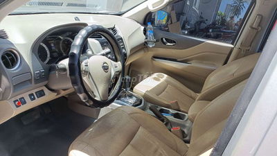 2016 NP300 VL 4x4 AT - 220000 km