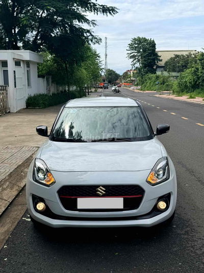 Suzuki Swift 2019 Special Logo Vàng 1 Chủ