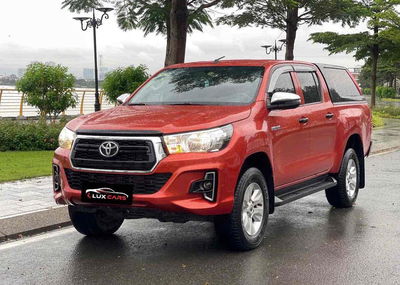 Hilux 2.4E số tự động 1 cầu 2018