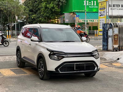 KIA CARENS 1.5G IVT 2023 XE GIA ĐÌNH LƯỚT VAY 70%