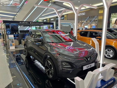 Xe VinFast VF6 Plus 2025