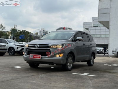 Xe Toyota Innova 2.0E 2020