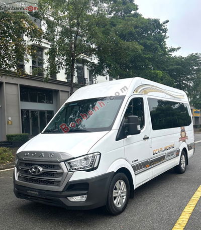 Xe Hyundai Solati Limousine 2022