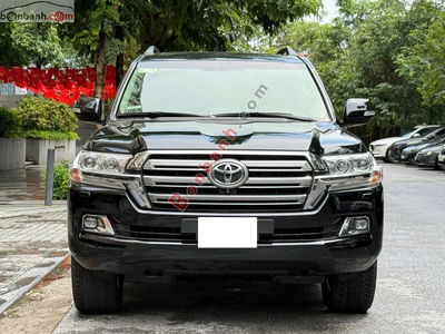 Xe Toyota Land Cruiser 4.6 V8 2020