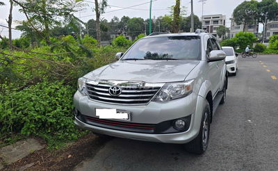 Toyota Fortuner 2013 2.7V 4x2 AT - 1 Chủ Từ Mới