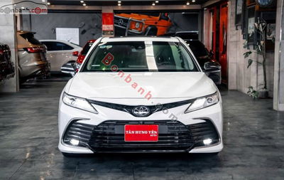Xe Toyota Camry 2.5Q 2021