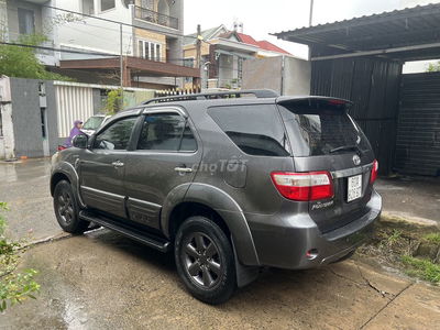 Toyota Fortuner 2009 2.7V - 170000 km