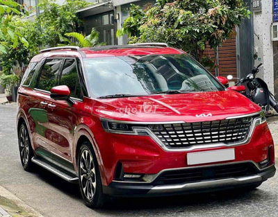 KIA Carnival Signature Full Option