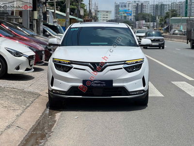 Xe VinFast VF8 Plus AWD 2025