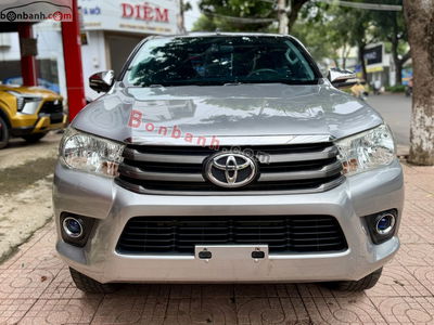 Xe Toyota Hilux 2.4E 4x2 MT 2016