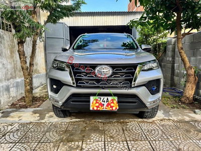 Xe Toyota Fortuner 2.4G 4x2 AT 2021