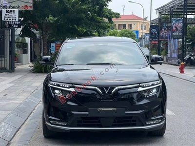 Xe VinFast VF8 Plus AWD 2023